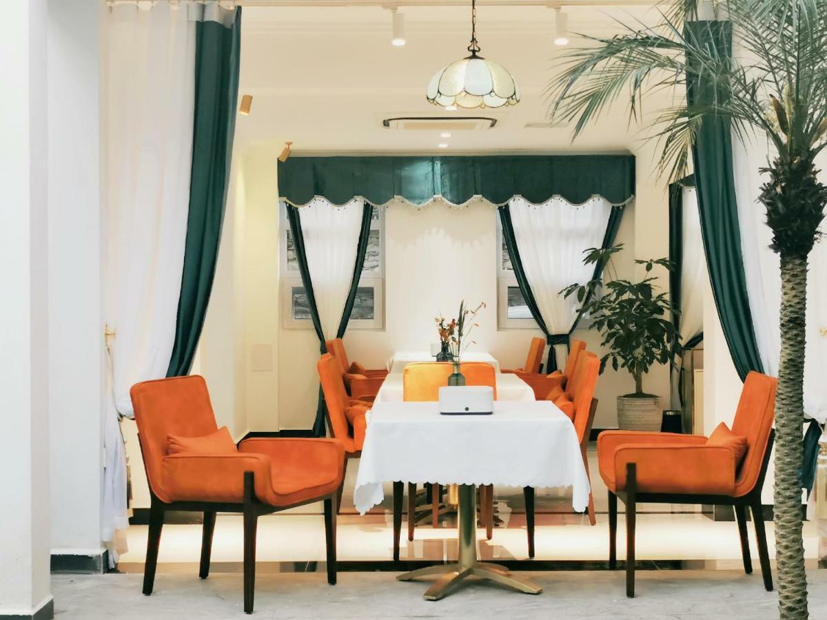 Dali T-Hotel Luaran gambar